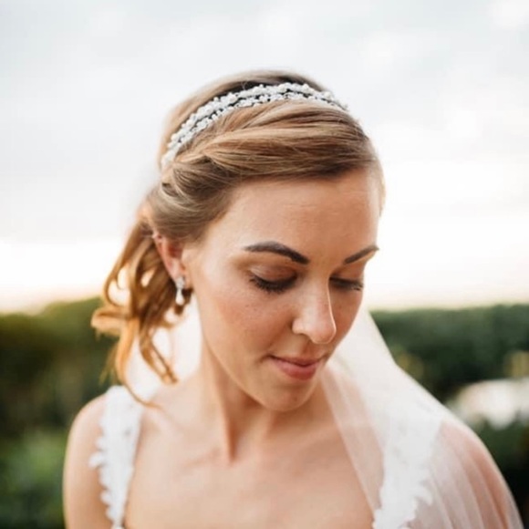 Swarovski crystal ivory pearl Hairpiece Comb bridal wedding accessory Hair piece - Picture 2 of 6